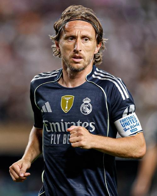 阿尔特塔：我对球队非常乐观，球队表现在很多方面超出预期