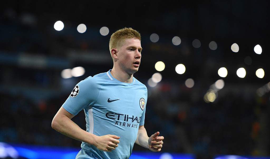 本泽马：现在的皇马队内缺少领袖；皇马永远是我的球队