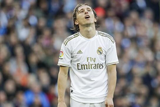 记者：拜仁和于帕进行深入谈判，他们预计球员最终会完成续约