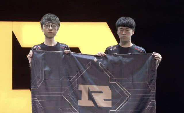 参加国际赛 参加国际赛